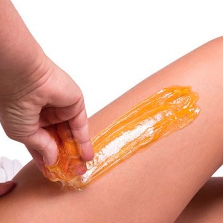 Epilazione Cosce con Cera Brasiliana