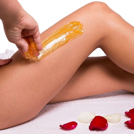 Epilazione Cosce con Sugaring Wax