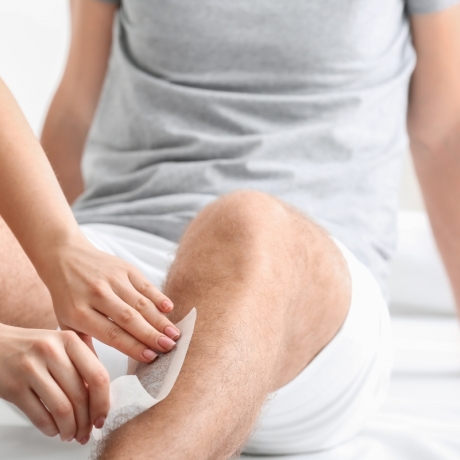 Epilazione Gambe con Cera Tradizionale