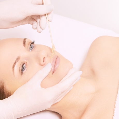 Epilazione Labbro Superiore con Sugaring Wax