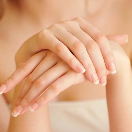 Epilazione Mani con Cera Brasiliana
