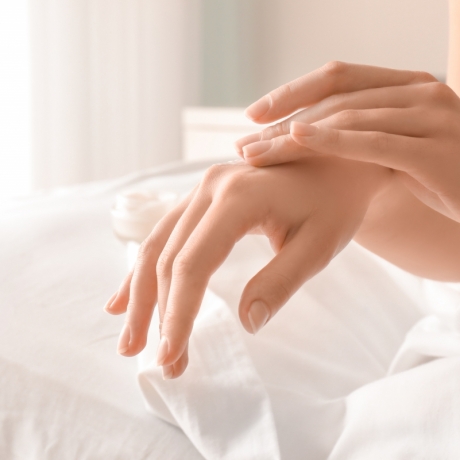 Epilazione Mani con Sugaring Wax